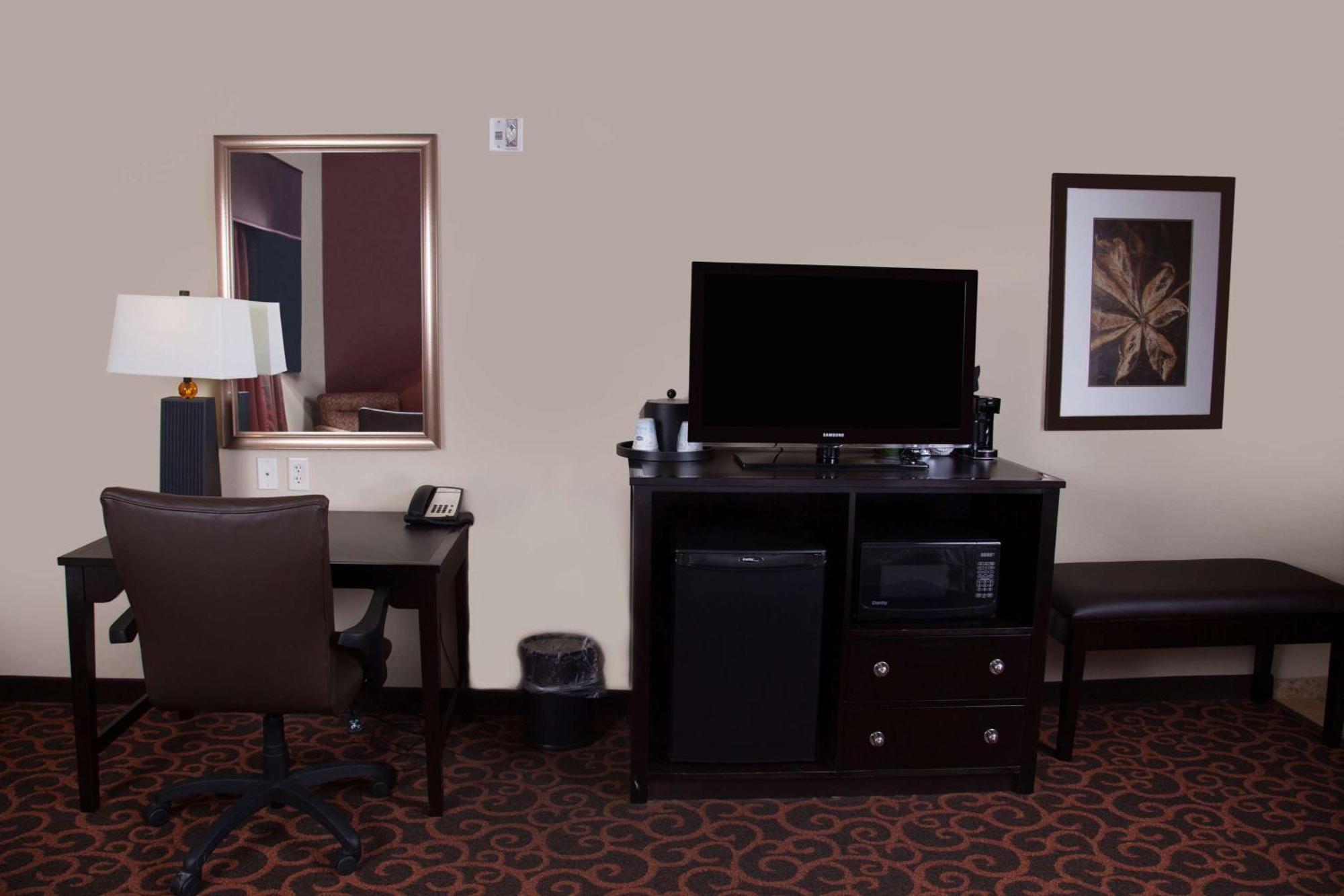 Hampton Inn & Suites Dickinson Nd Екстериор снимка