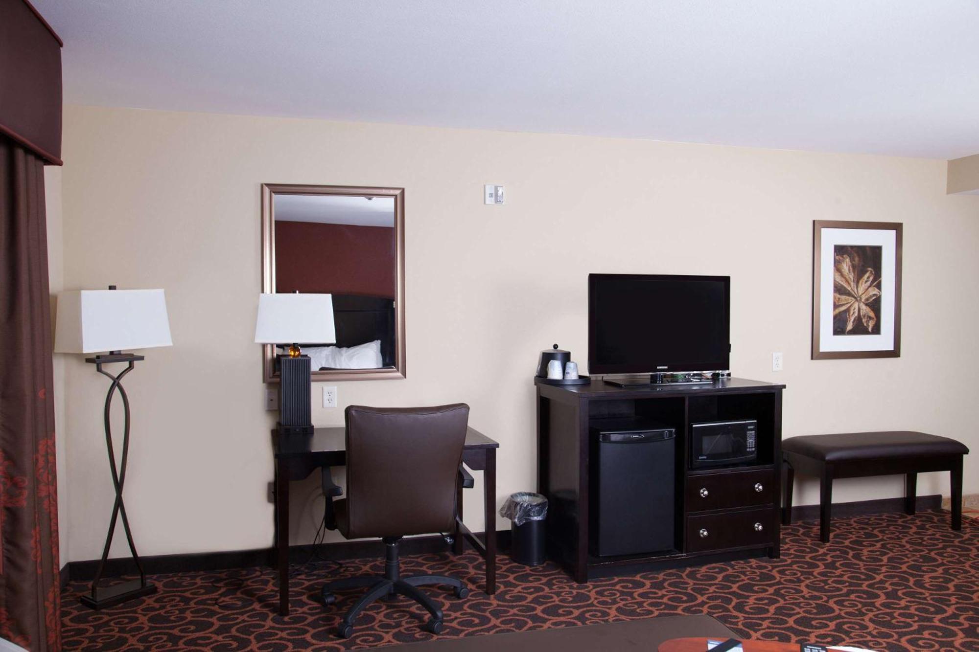 Hampton Inn & Suites Dickinson Nd Екстериор снимка